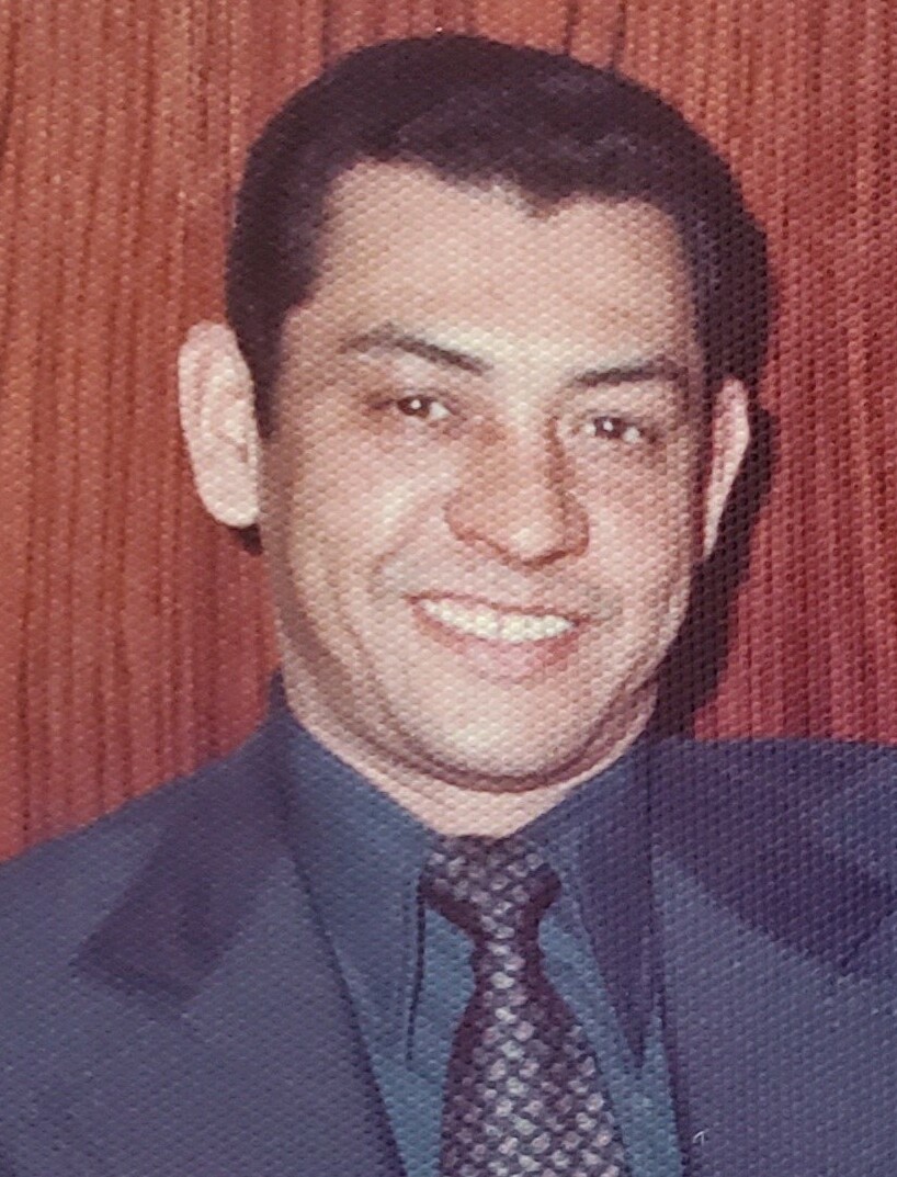 Robert  Delgado